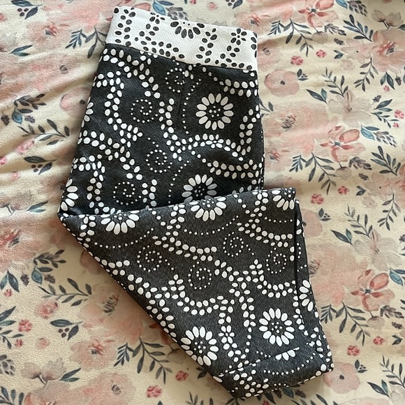 Banana Republic Pencil Skirt size 2 - Picture 12 of 12